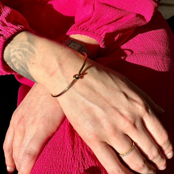 SINGLE KNOT ARMBAND