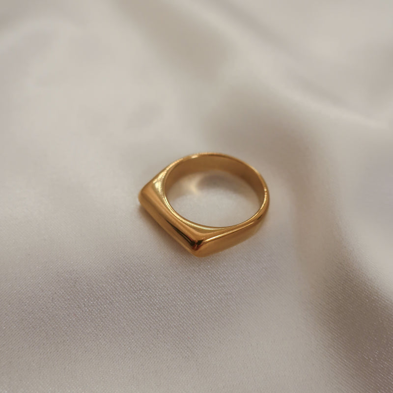 ELLE RING