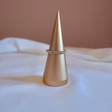 SMAL SIRIS RING