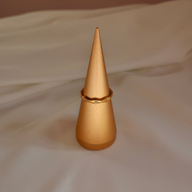 STAR RING