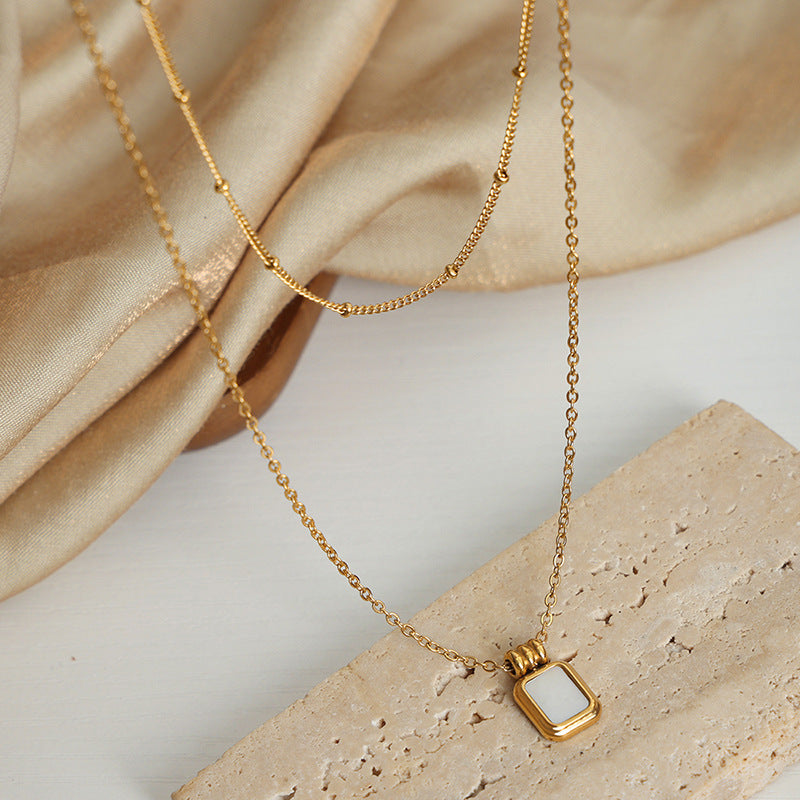 NOVA HALSBAND