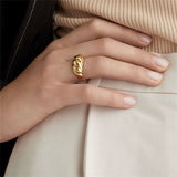 CROSSIANT RING