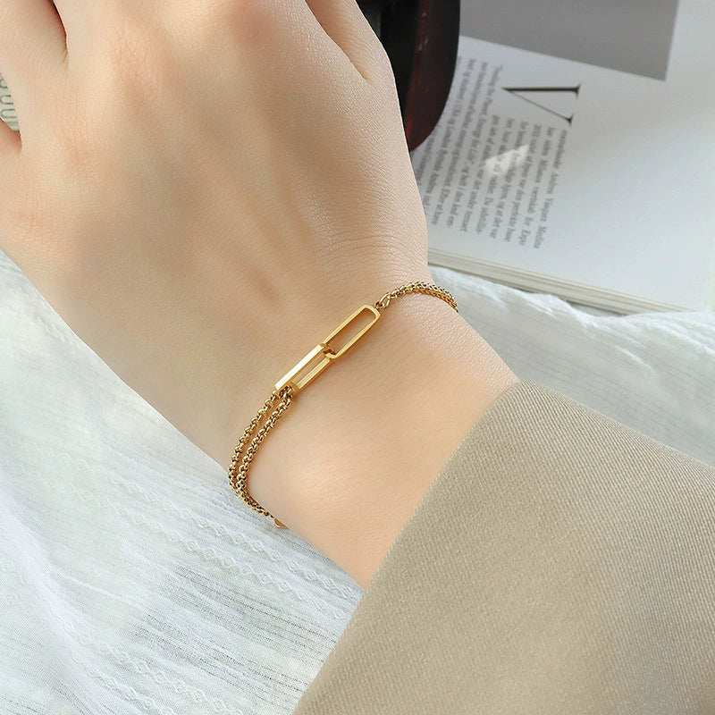 CHIC ARMBAND
