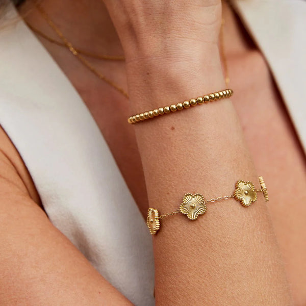CLOVER CHIC ARMBAND