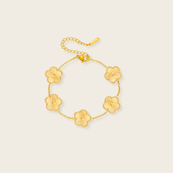 CLOVER CHIC ARMBAND