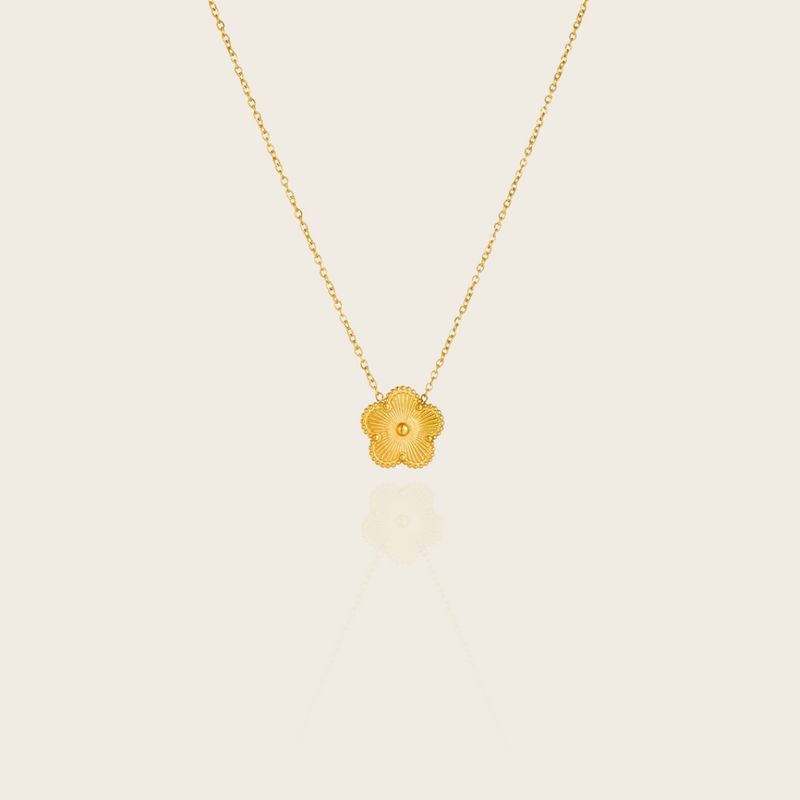 CLOVER CHIC HALSBAND